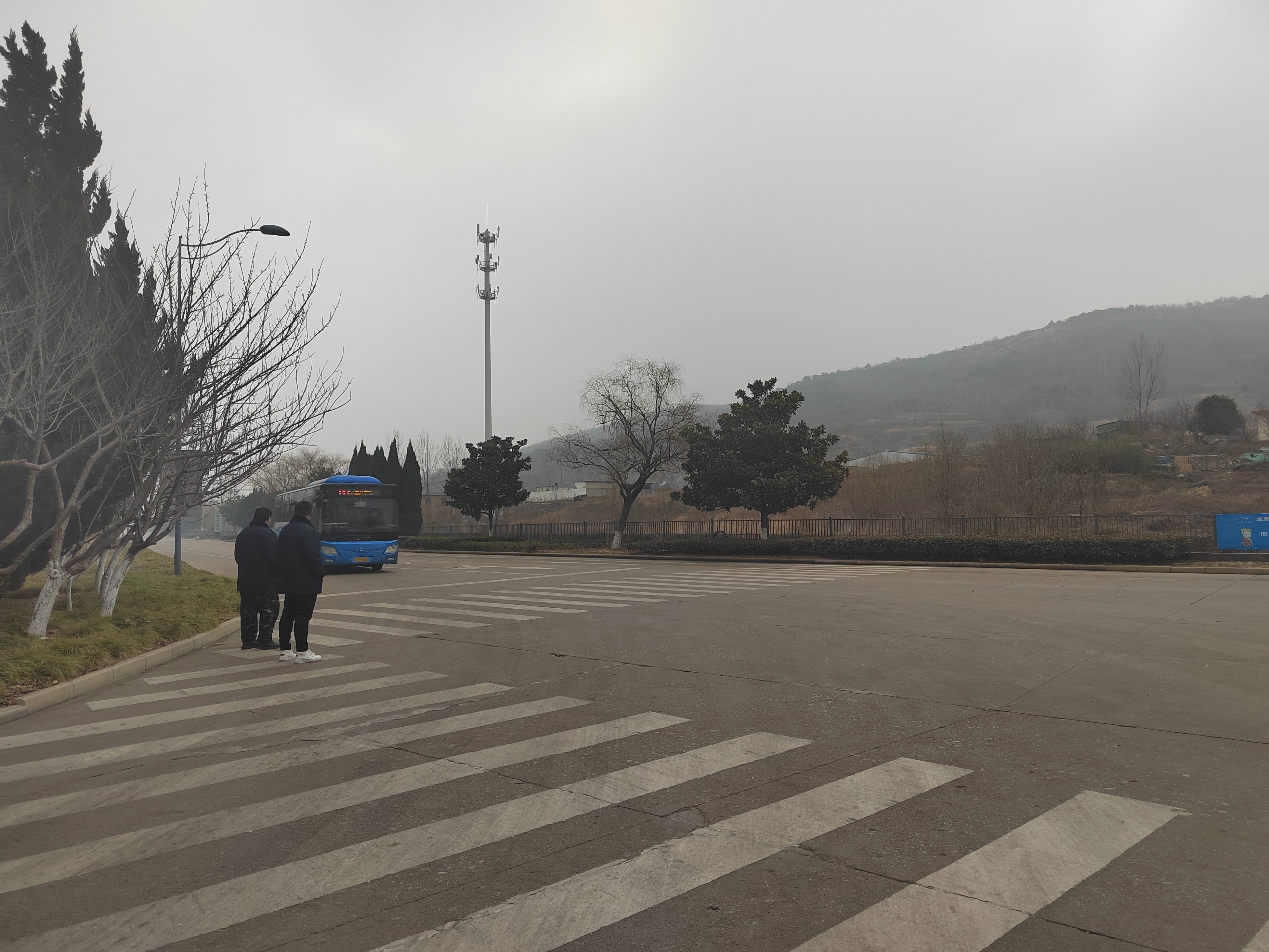 公交集團公交事業二部持續做好霧霾惡劣天氣應對工作