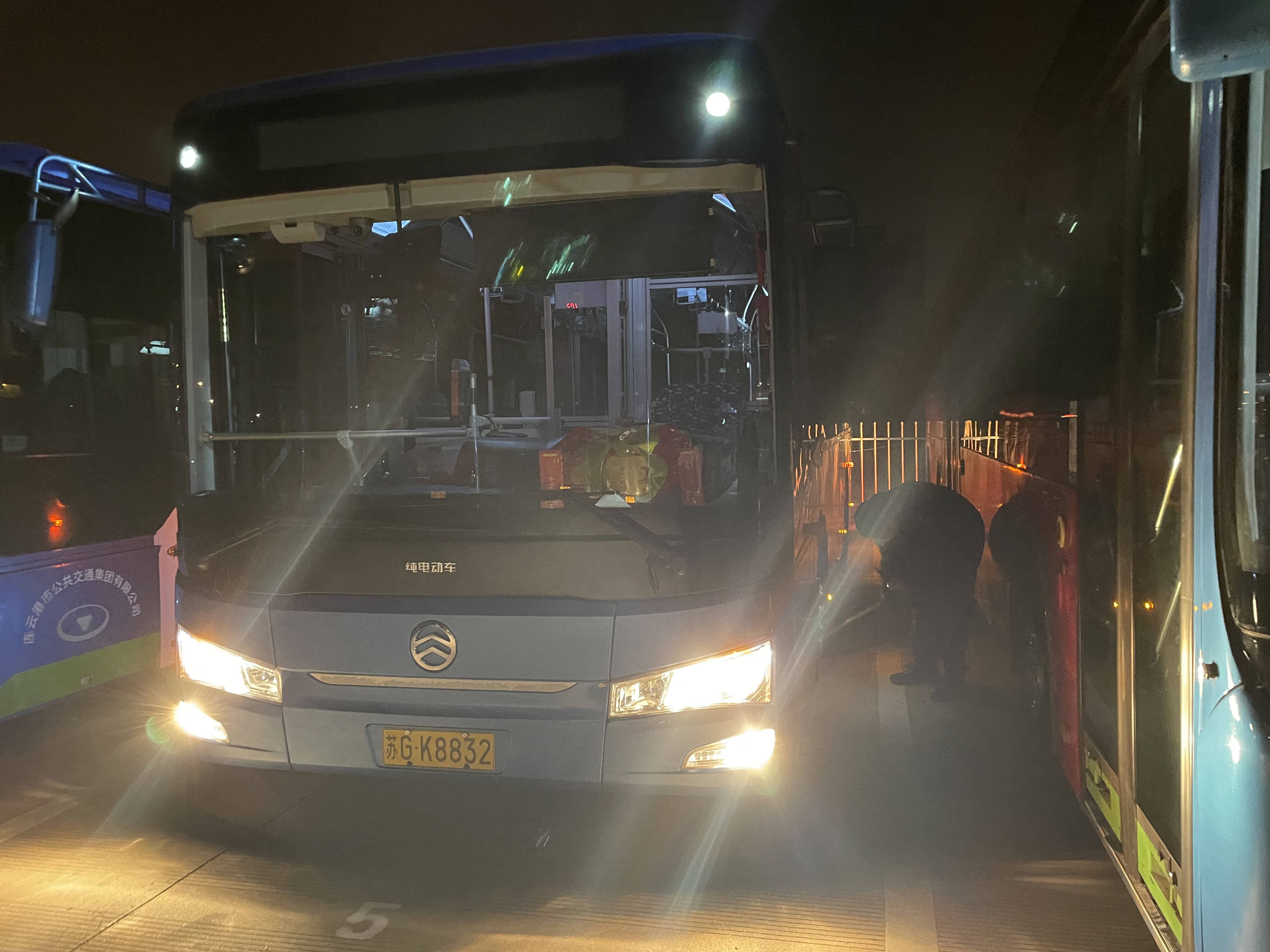 公交集團公交事業二部持續開展安全行車早檢查工作