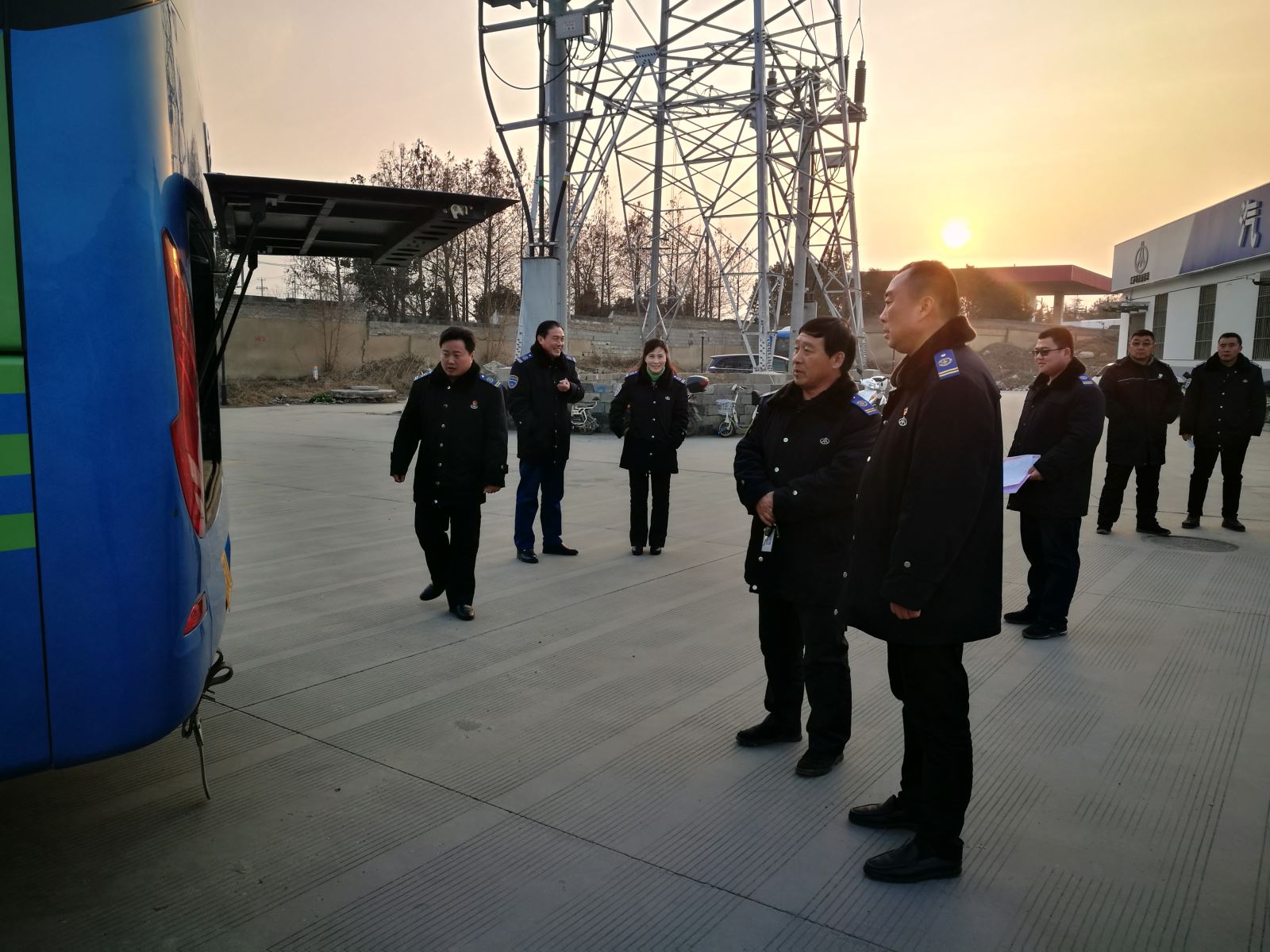 公交集團(tuán)經(jīng)營(yíng)發(fā)展事業(yè)部開展安全保障檢查工作