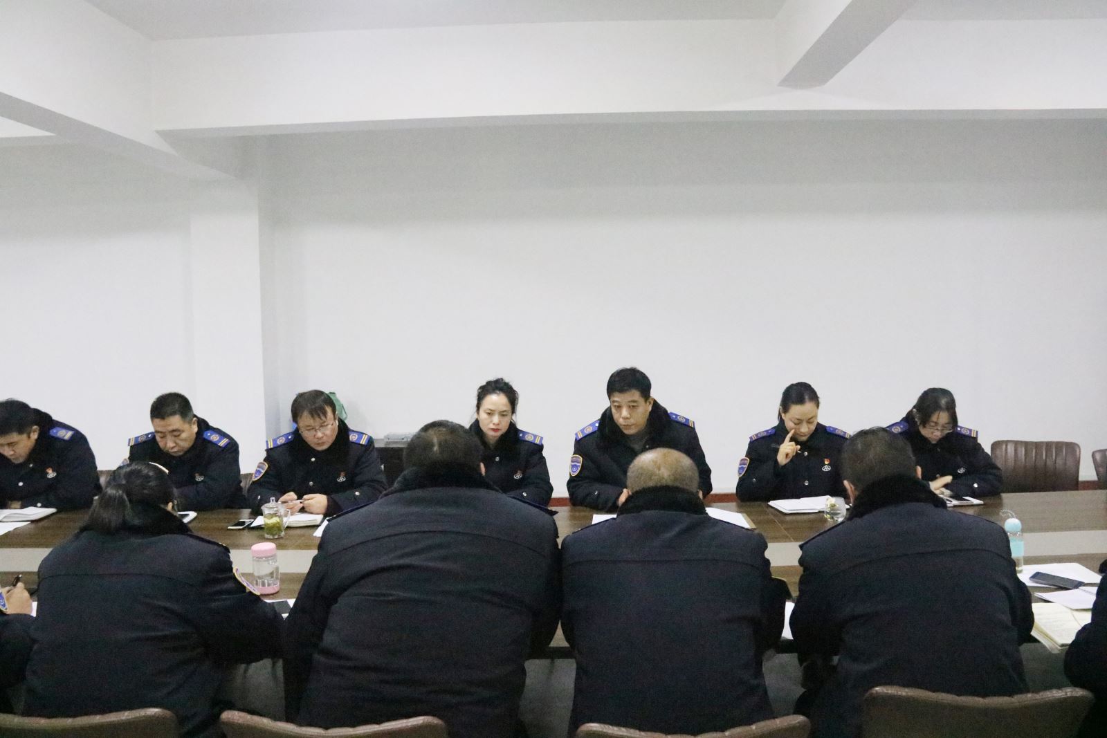 公交集團(tuán)事業(yè)部召開(kāi)加強(qiáng)清明節(jié)期間黨風(fēng)廉潔自律工作專題會(huì)