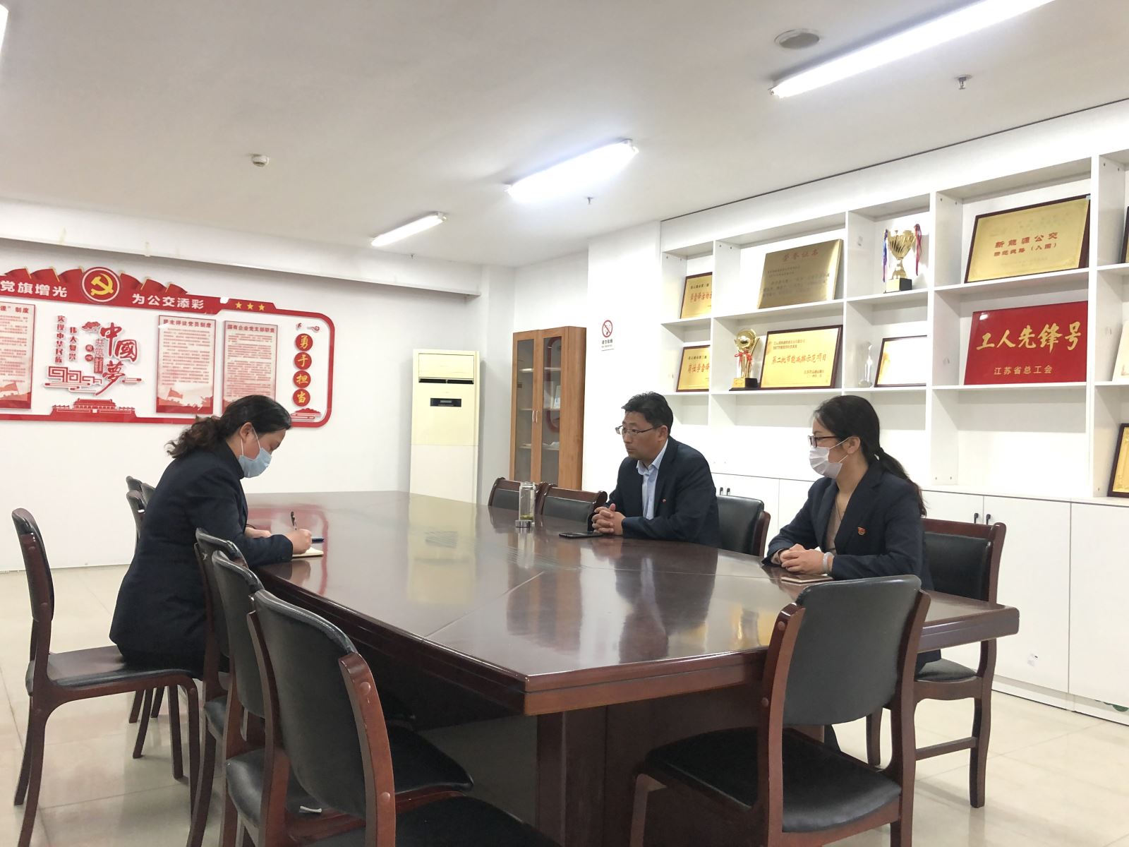 公交集團開展節前作風檢查，確保廉潔過節