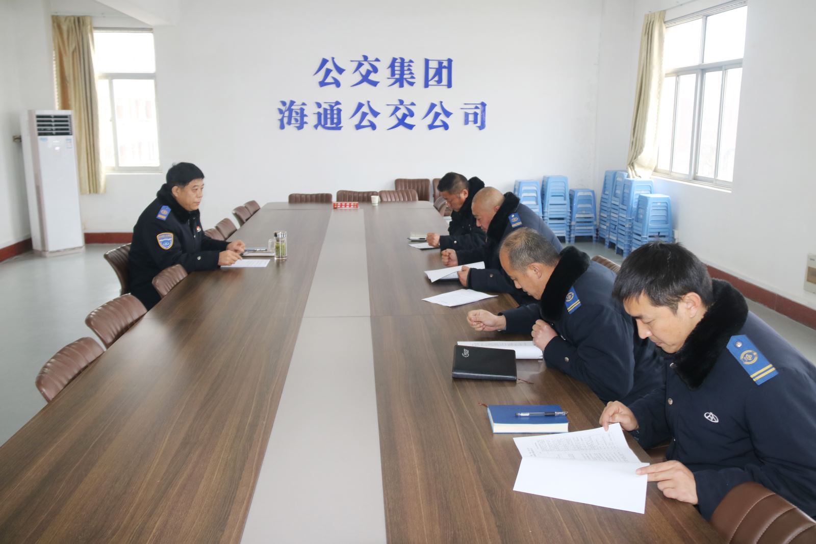 公交集團公交事業(yè)一部與分公司簽訂經(jīng)營目標責(zé)任書