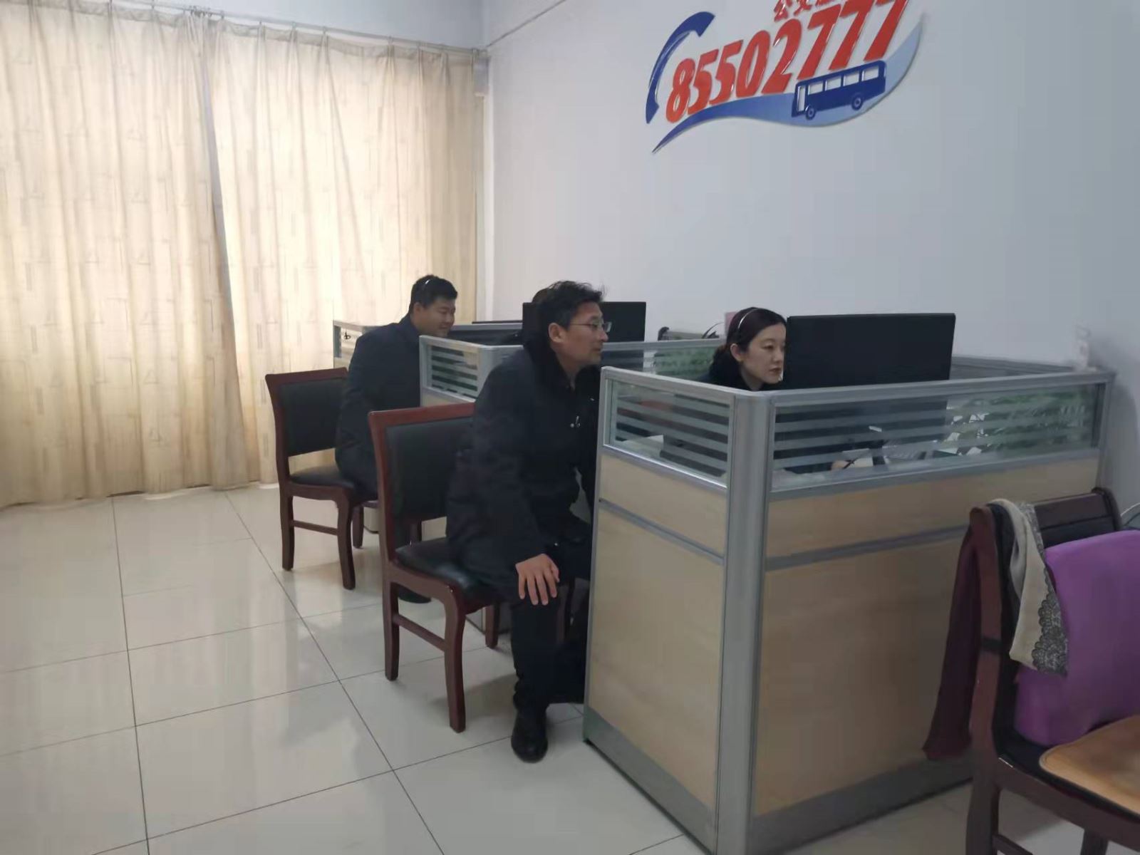 公交集團“傾聽民意、為民解難”暨“我當一天話務員”活動圓滿結束