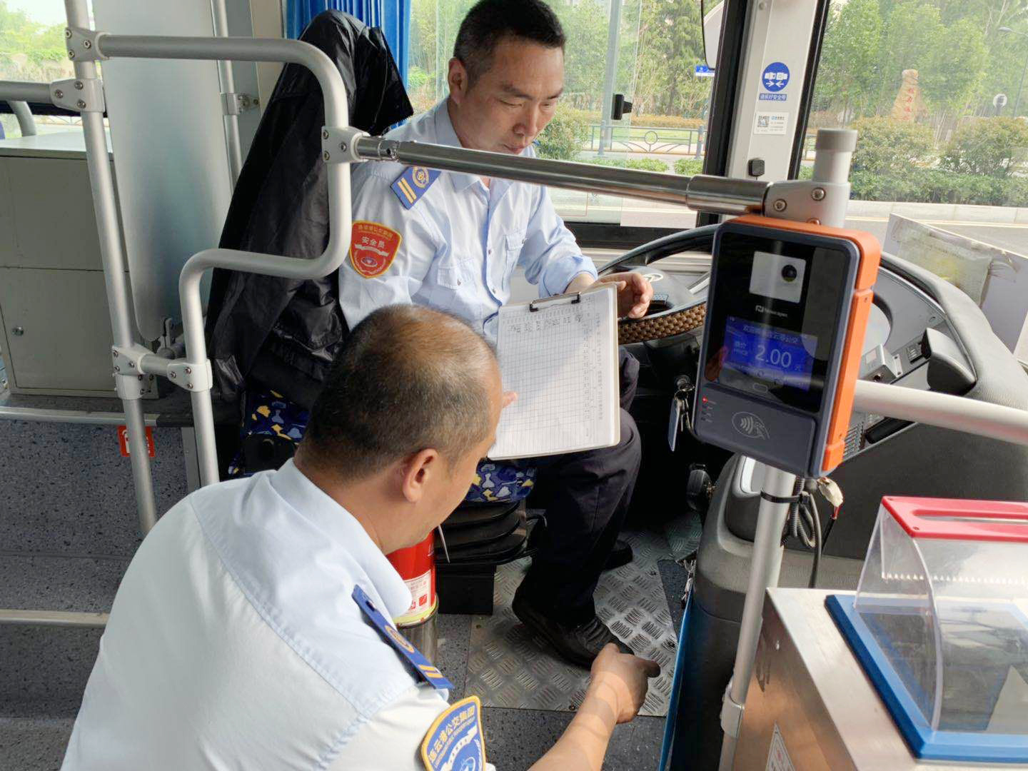 “做身邊點滴小事，暖公交司機寸心”|公交集團(tuán)公交事業(yè)一部開展520公交司機關(guān)愛日活動