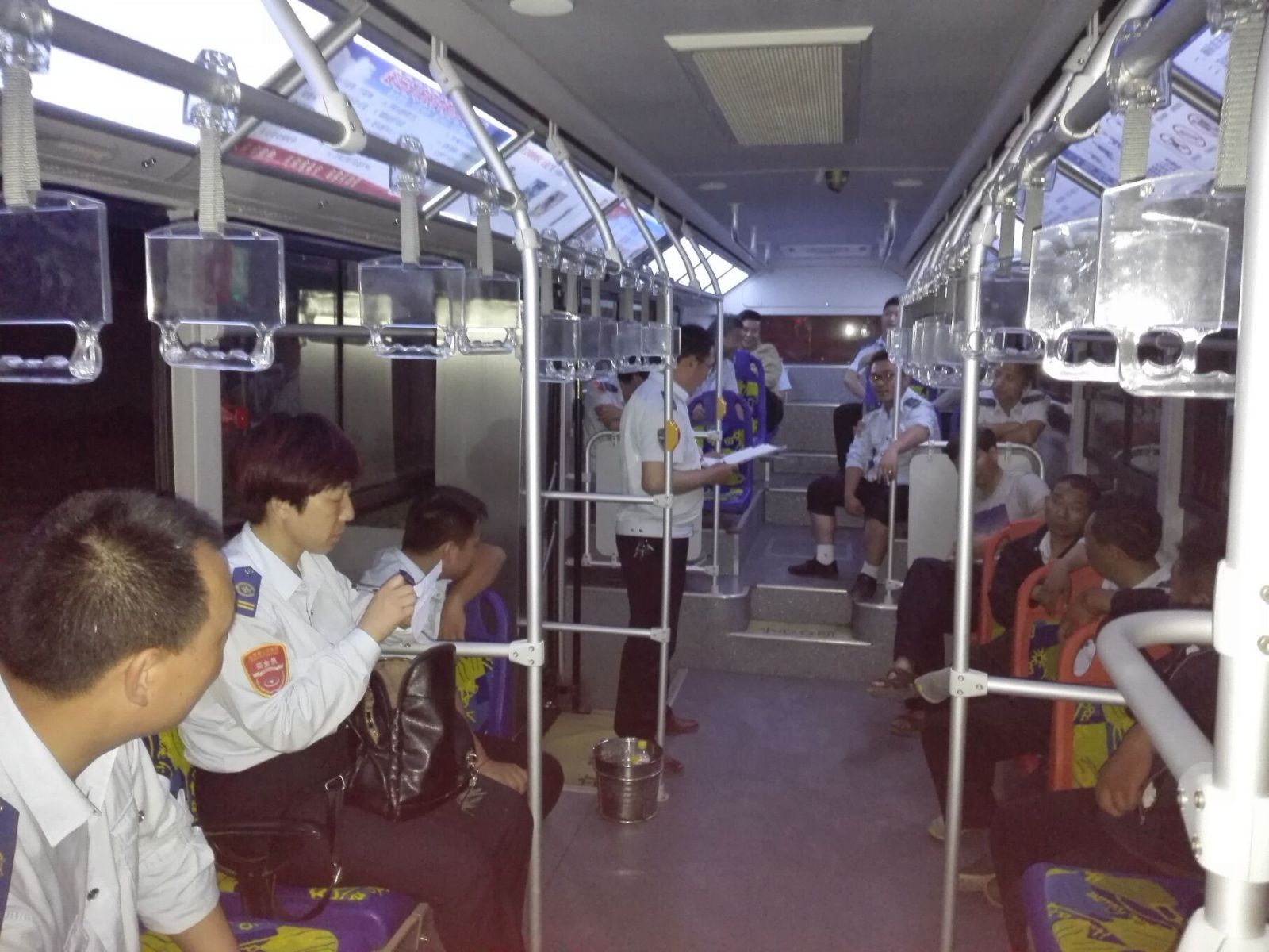 公交集團(tuán)海通公交公司召開駕駛員單線會議