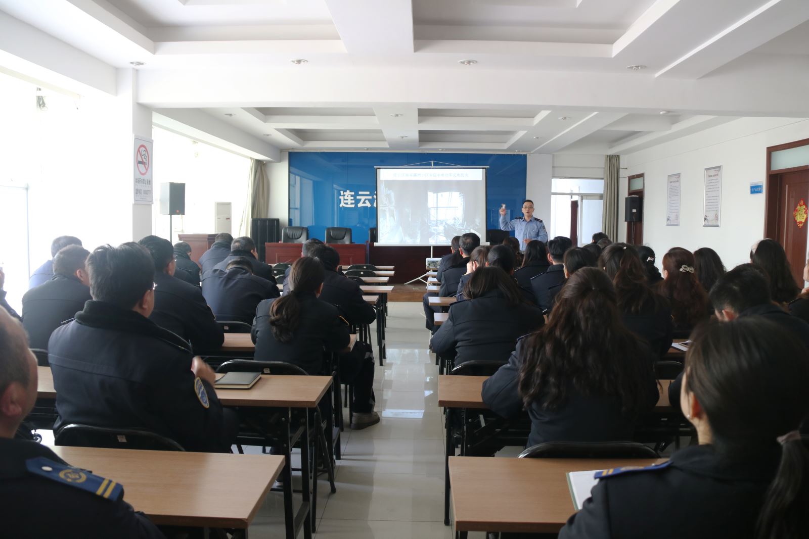 消防安全無(wú)小事|公交集團(tuán)開(kāi)展消防安全知識(shí)講座