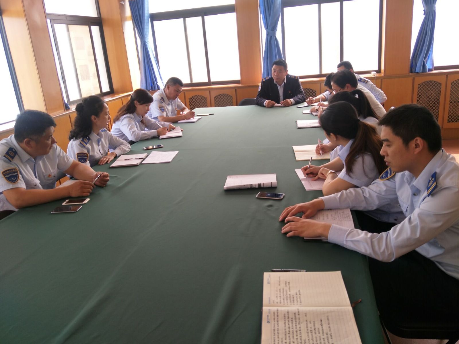 公交集團(tuán)佳連公司召開(kāi)2018年“安全生產(chǎn)月”動(dòng)員會(huì)