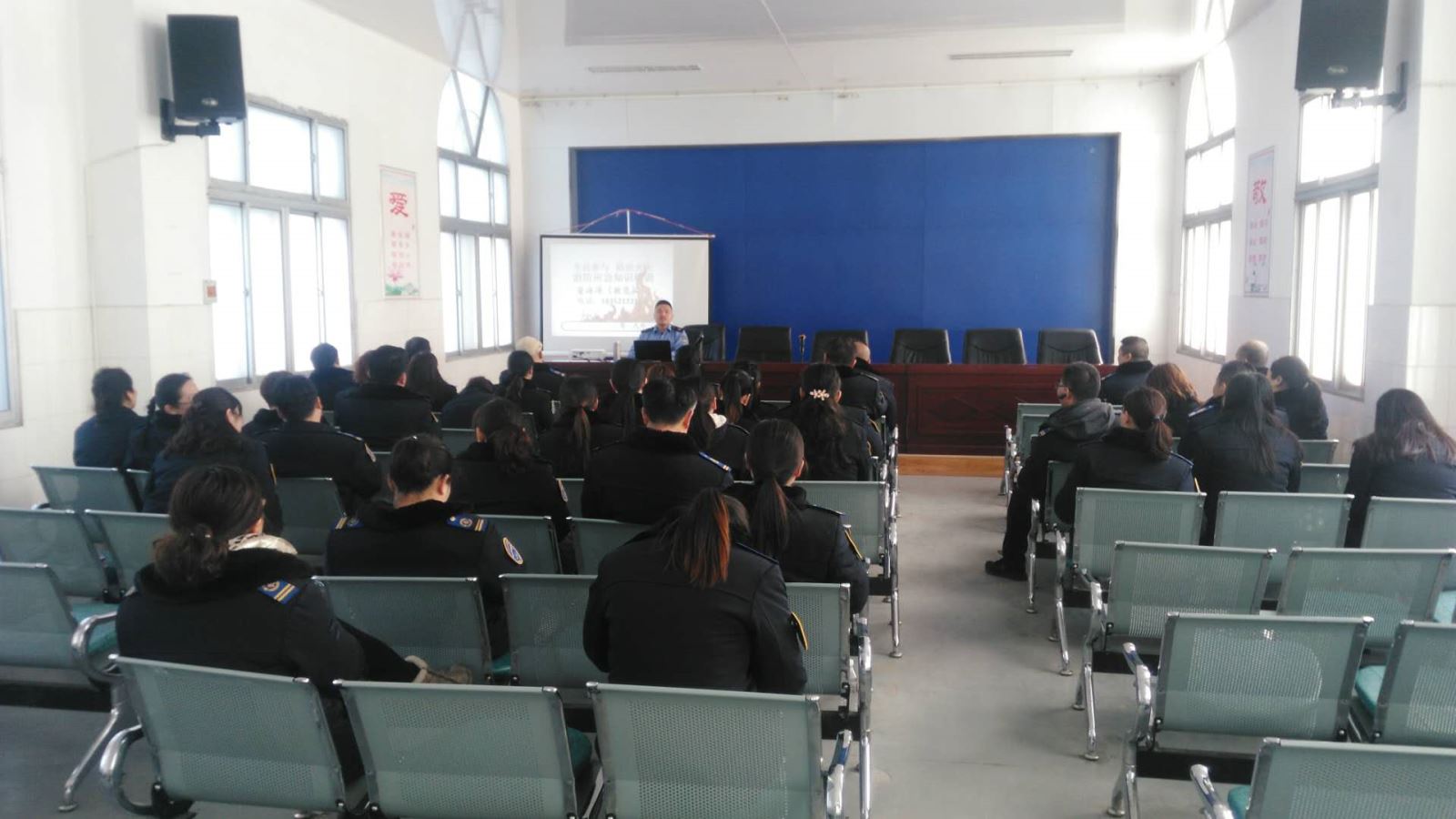 公交集團(tuán)公交事業(yè)一部開(kāi)展消防安全知識(shí)培訓(xùn)