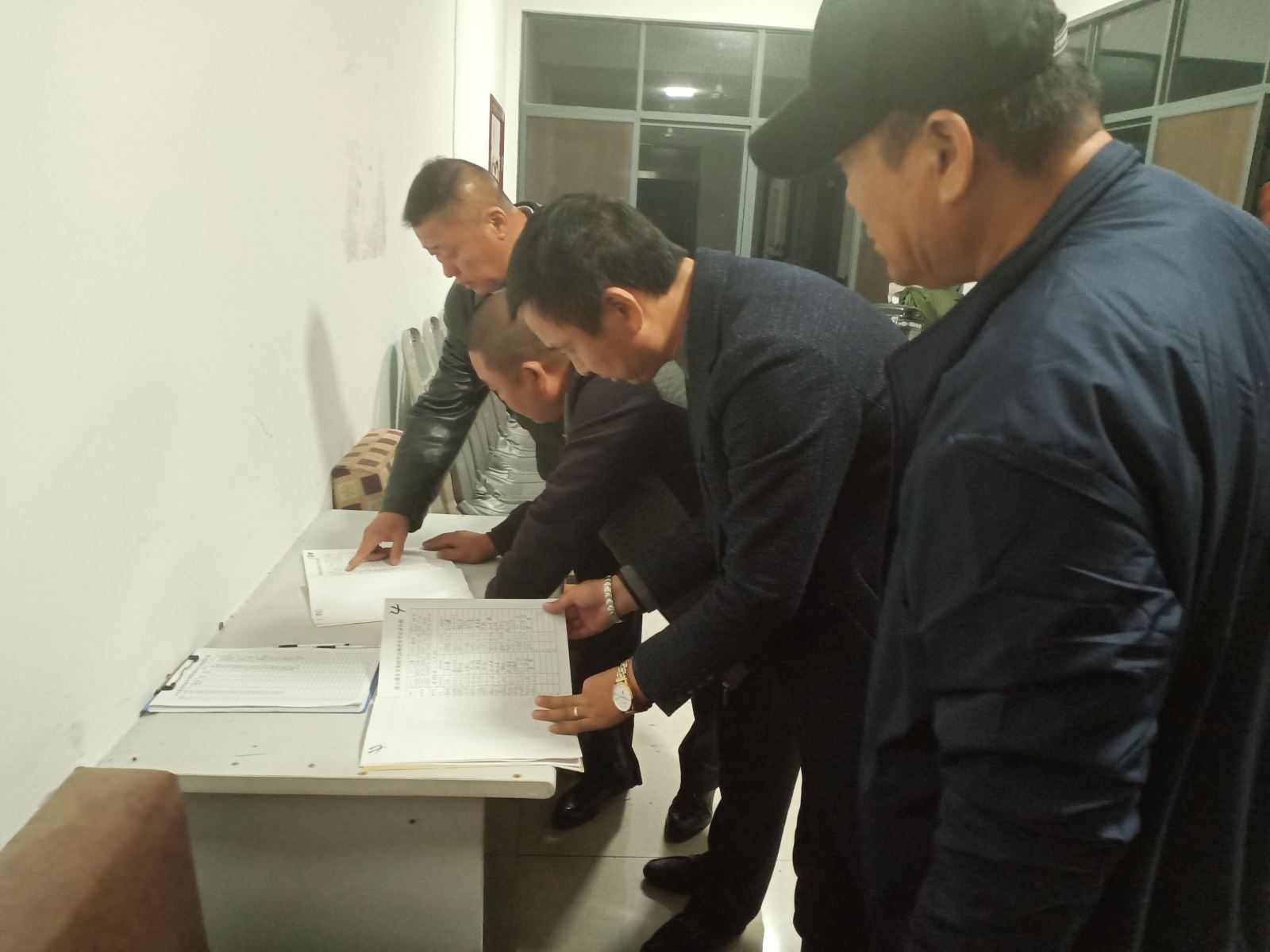 公交集團公交事業一部加強夜查筑牢安全生產防線